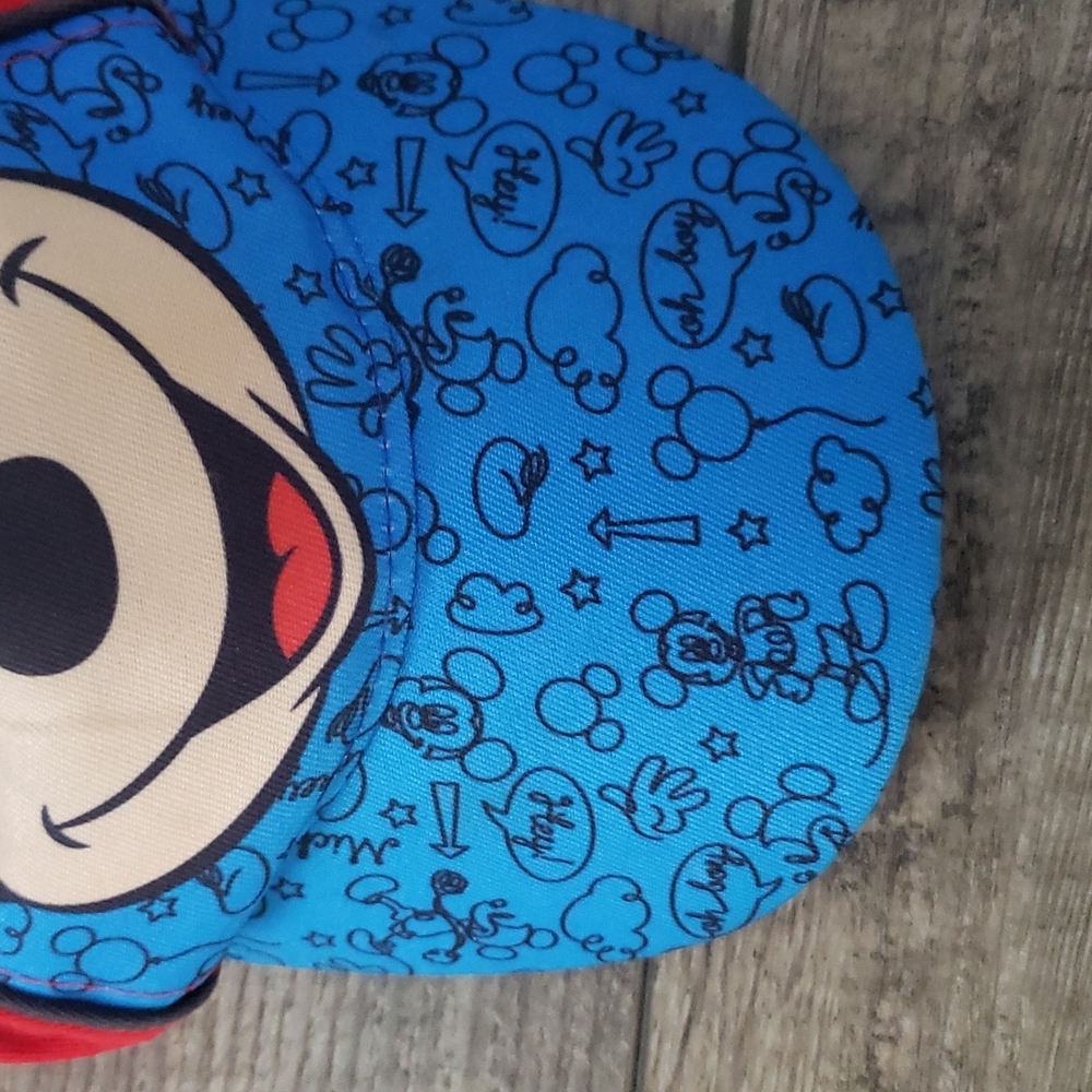 Disney Mickey Mouse hat - Picture 3 of 7